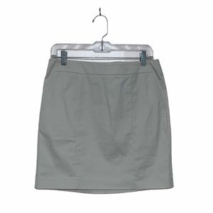 Ann Taylor size 8P khaki skirt